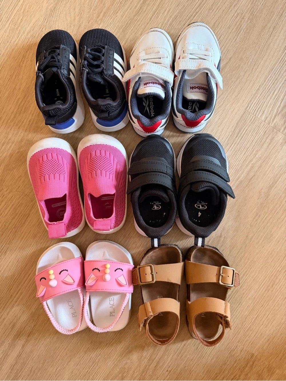 BUNDLE: six pairs of toddler size 4 shoes in great condition